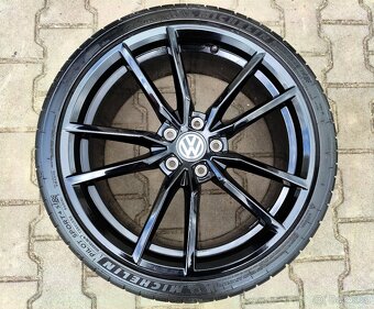 Alu kola originál Volkswagen Golf VIII R , GTI 5x112 R19 - 4