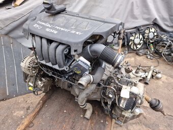 Motor Citroën , Peugeot 20 16V 103kW - 4