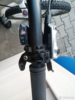 Giant Reign rám L - 4