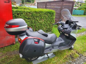 Burgman 650 AN - 4