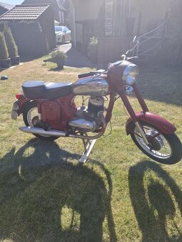 JAWA 250 ccm rok / první registrace prosinec 1961 - 4