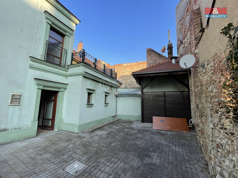 Pronájem bytu 3+kk, 100 m², Žatec, ul. Žižkovo náměstí - 4