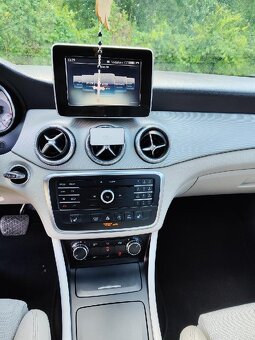 Mercedes CLA 220 - 4
