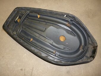 Gilera Runner 50, 125, 180, 200. Sedadlo. Do 2005 - 4