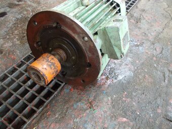 Elektromotor 2.2kW, cirkulárka - 4