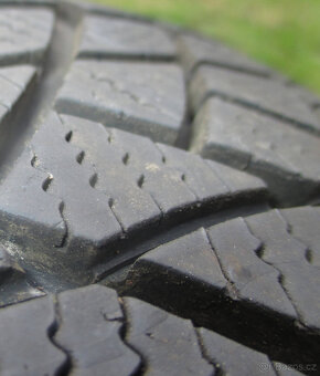 ZIMNÍ PNEU 195/50R15H SADA - 4