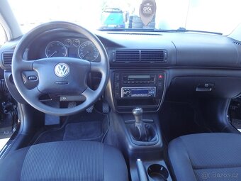VW PASSAT 1.9 TDI KOMBI 96KW ROK 2003 COMFORT SERVISKA PĚKNÝ - 4