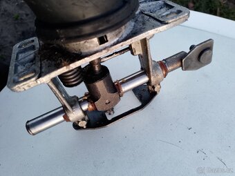 Škoda 125L 130L Rapid kulisa řazení 5Q - 4