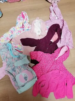 Balík dívčího oblečení vel. 74 - 4