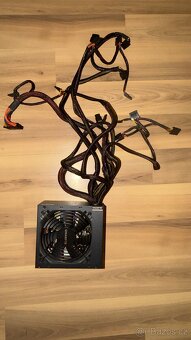 Zdroj GIGABYTE P650B 80Plus Bronze - 4