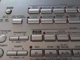 Yamaha PSR 3000 - 4
