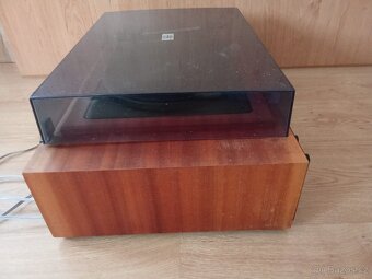 Stereo zesilovač TESLA Moderato 1037 A - 4