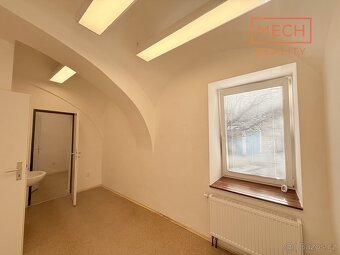 Pronájem komerčního prostoru – Šternberk - 4