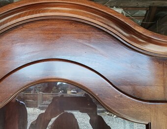 Vitrína stylová prosklená - 4