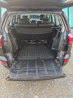 Peugeot 4007 4x4 2,2 HDI 115kw rok 2008 - 4