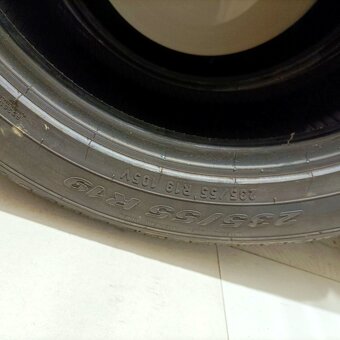 19" PNEU – 235/55/R19 – LETNÍ - PIRELLI - 4