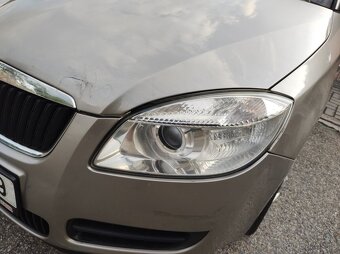 ŠKODA ROOMSTER 1.2i 51kw 2008 hagusy NOVÁ STK bez koroze - 4