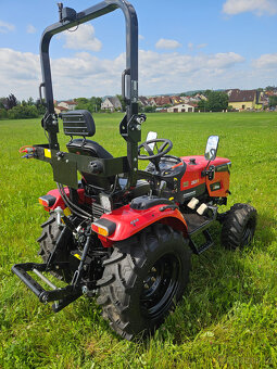 Malotraktor Captain 263 HST - 4