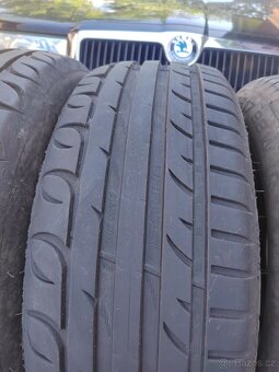 Prodám zánovní letní pneu 215/55/17 Sebring UHP 98W - 4