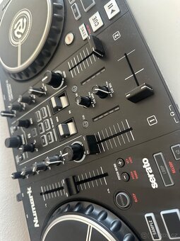 Mixážní pult Numark Platinum - 4