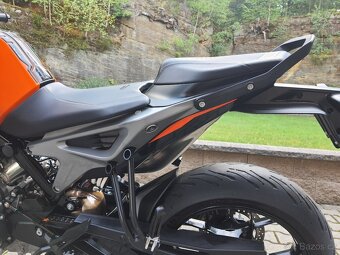 KTM 790 Duke - SUPER STAV - V TP 35 KW 159.900,- Kč - 4