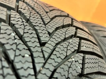 Pneu 225/45/18 NEXEN SPORT2 - 4