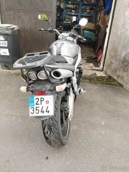 Suzuki GSR 600 - 4