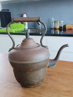 FRANCOUZSKÁ STAROŽITNÁ MOSAZNOMĚDĚNÁ KONVICE RUČNĚ VYROBENÁ - 4