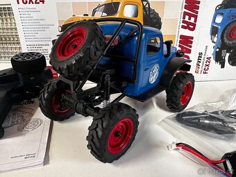 ROZBALENO - FMS FCX24 Power Wagon 1:24 (modrý) - 4