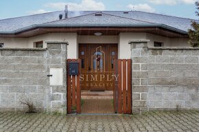 Prodej rodinného domu 6+1, 207 m2, Klíčany, okr. Praha - výc - 4