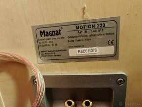 Magnat Monitor 220
- 4
