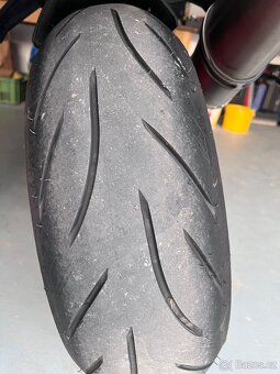 Aprilia Tuono RSV 1000 92.kw - 4