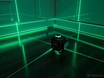 Samonivelační laser 3x360° 12 linií + DÁLKOVÉ OVLÁDÁNÍ - 4