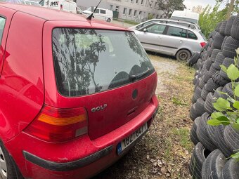 vrak – VW Golf IV 1.9 TDI, r.v. 2000, na náhradní díly - 4