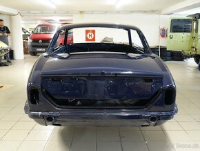 Karoserie Jaguar XJ6C 1976 po renovaci - 4