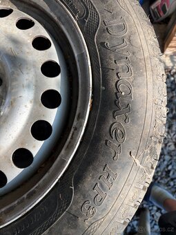 Komplet 4 kola pneu 195/65/R15 vc. Disku orig Ford - 4