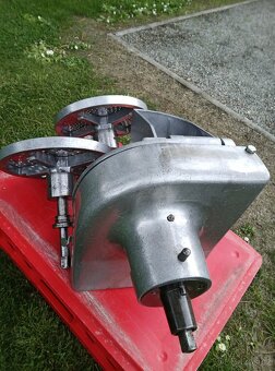 Univerzální stroj robot Alba RE 22 - 4