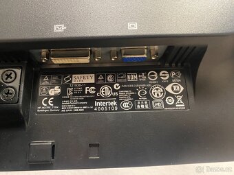 21,5" LED HP ProDisplay P221 - 4