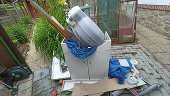 Umyvadlo, skříňka pod umyvadlo, bojler - 4