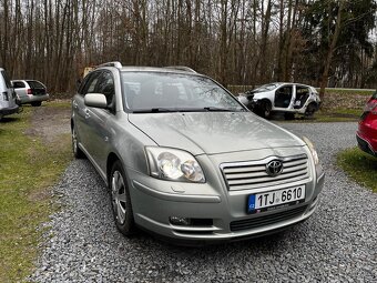 Toyota Avensis - 4