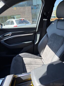 Audi E-Tron Q8 50 quattro DPH - 4