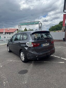 BMW Řada 2, 1.5D HAVAROVANÉ 7 míst - 4