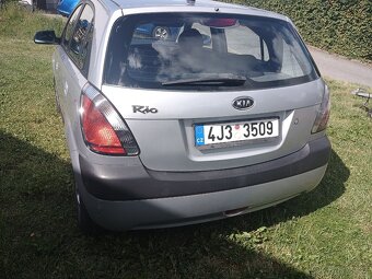Prodám Kia Rio - 4