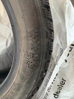 Prodej zimní pneu 205/55 R17 95 V - 4