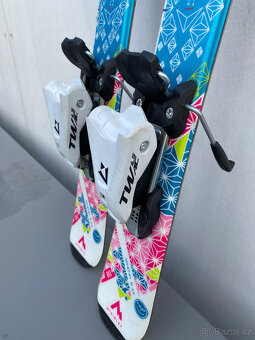 Dětské lyže 80 + lyžáky 17,5 - 4