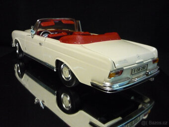 Mercedes Benz 280 SE Automatic Maisto 1/18 - 4