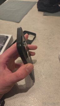 iPhone 16 Pro 512gb černý titan, záruka 01/2027 - 4