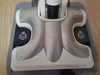 Parní tyčový vysavač Rowenta - 4