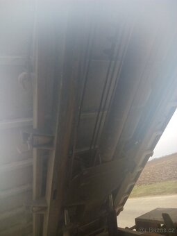 HÁKOVÝ KONTEJNER....VALNÍK - 4