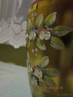 zlacená váza z Novoborského skla - 4